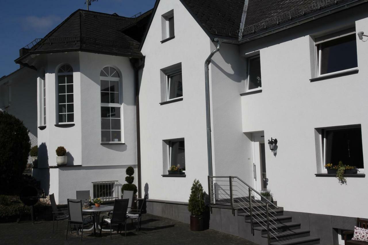 Ferienhaus Am Kreuzberg - Nuerburgring Ulmen Kültér fotó